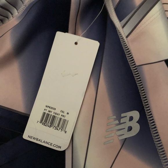 NWT: New Balance Printed & Mesh Leggings - Picture 5 of 5